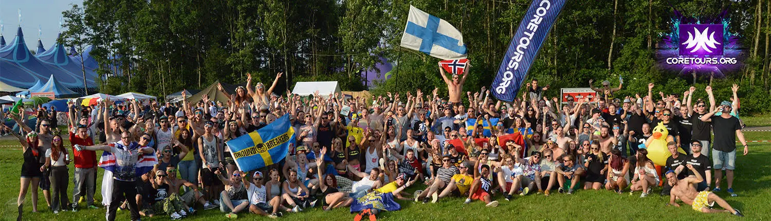 Group photo of all Coretours travellers in 2016